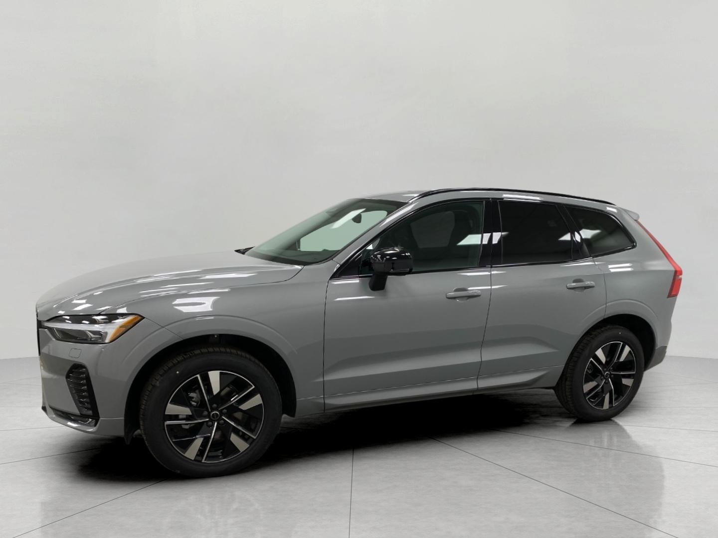 2026 Volvo XC60 B5 AWD Core