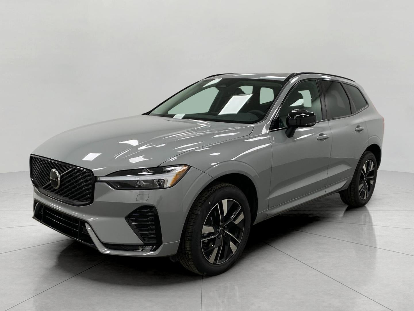 2026 Volvo XC60 B5 AWD Core
