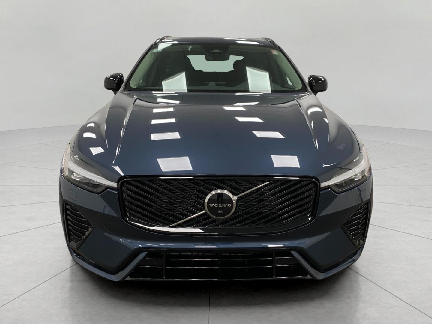 2026 Volvo XC60 B5 AWD Ultra