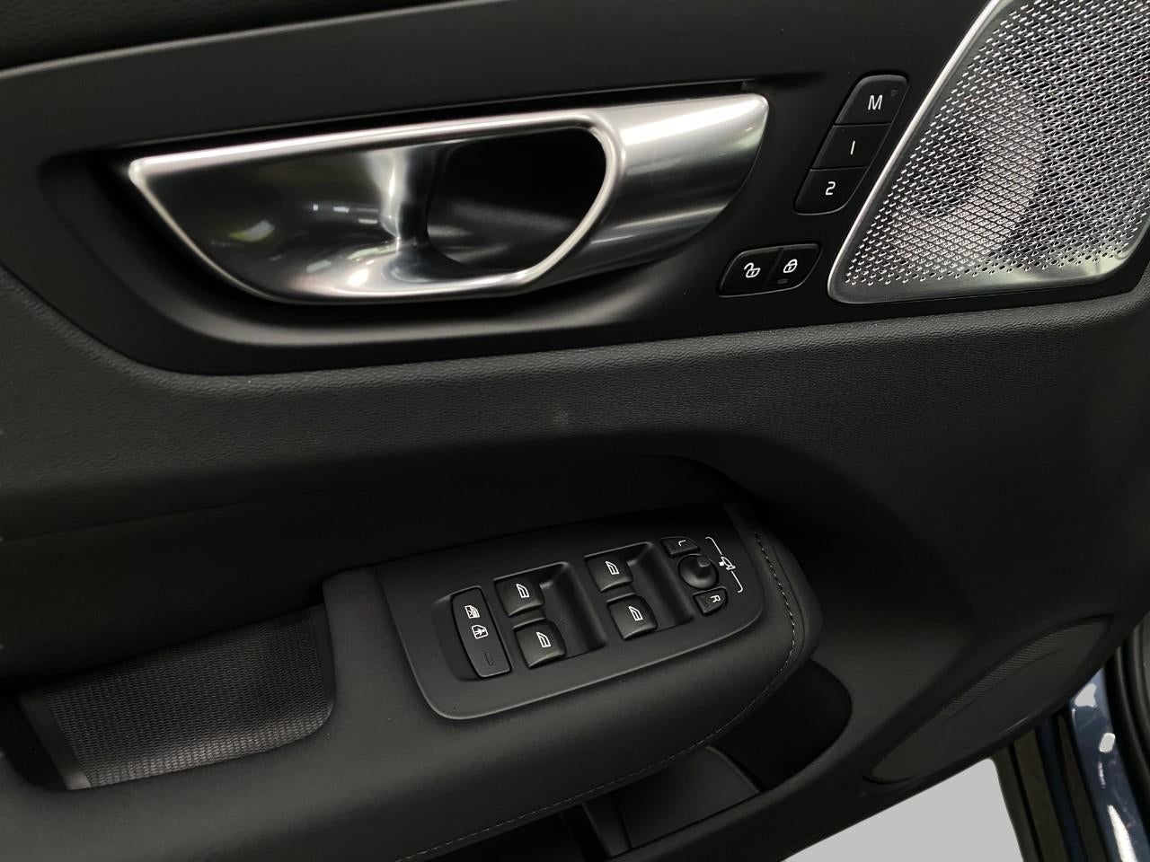 2026 Volvo XC60 B5 AWD Ultra