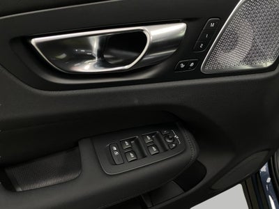 2026 Volvo XC60 B5 AWD Ultra