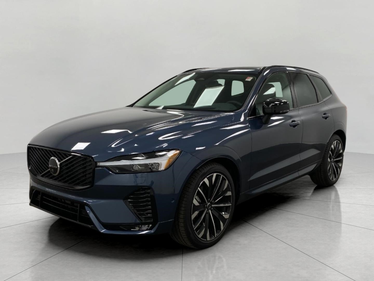 2026 Volvo XC60 B5 AWD Ultra
