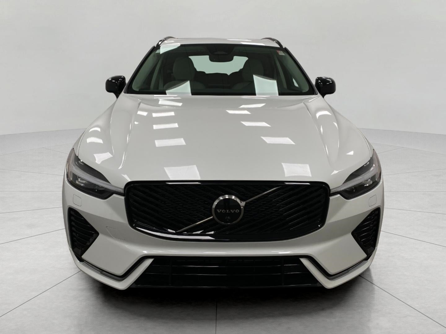 2026 Volvo XC60 B5 AWD Ultra