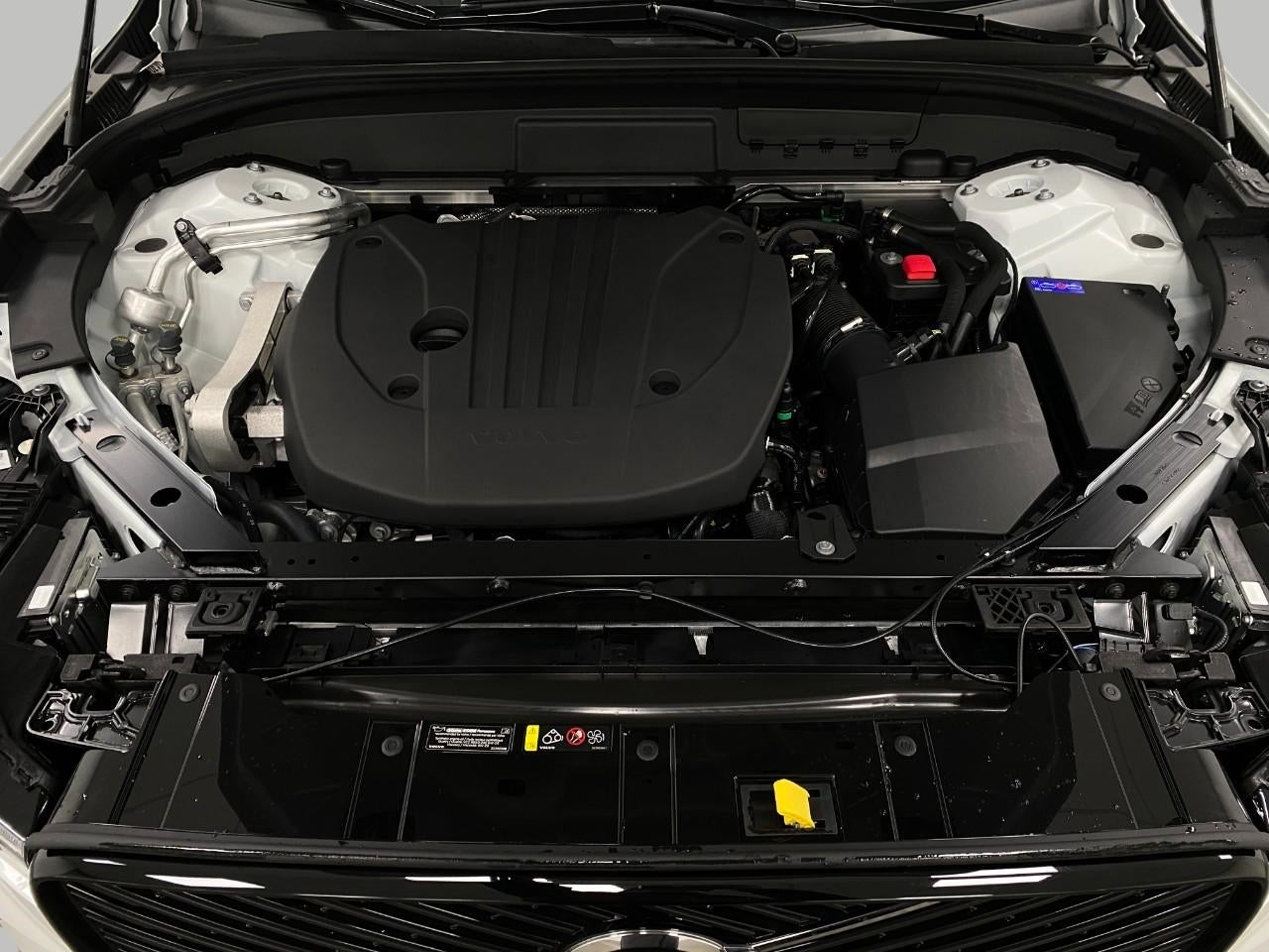 2026 Volvo XC60 B5 AWD Ultra