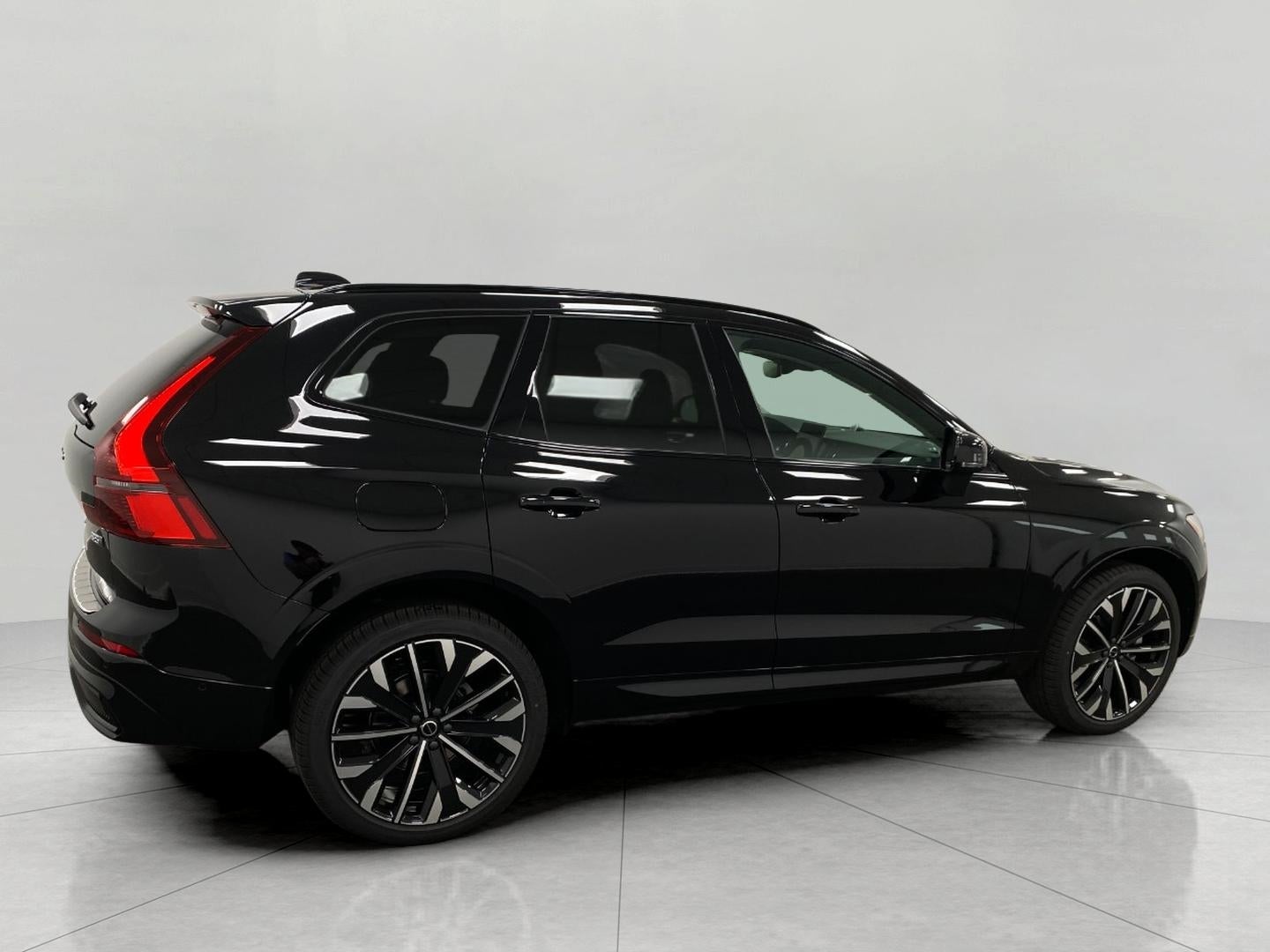 2026 Volvo XC60 B5 AWD Ultra