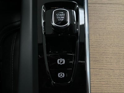 2026 Volvo XC60 B5 AWD Ultra