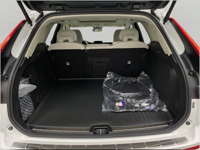 2026 Volvo XC60 B5 AWD Ultra