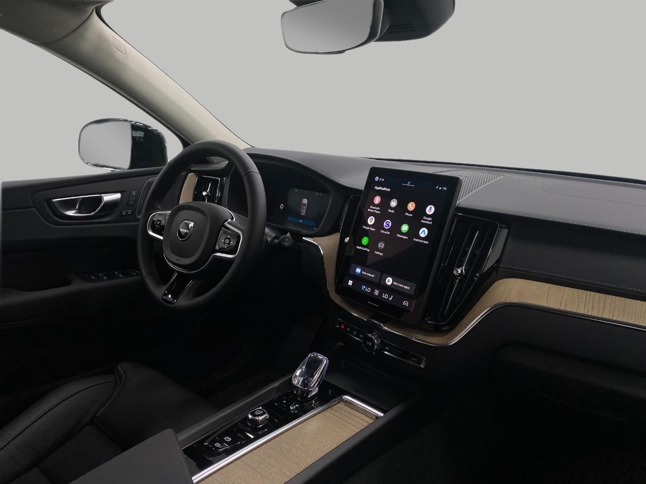 2026 Volvo XC60 B5 AWD Ultra