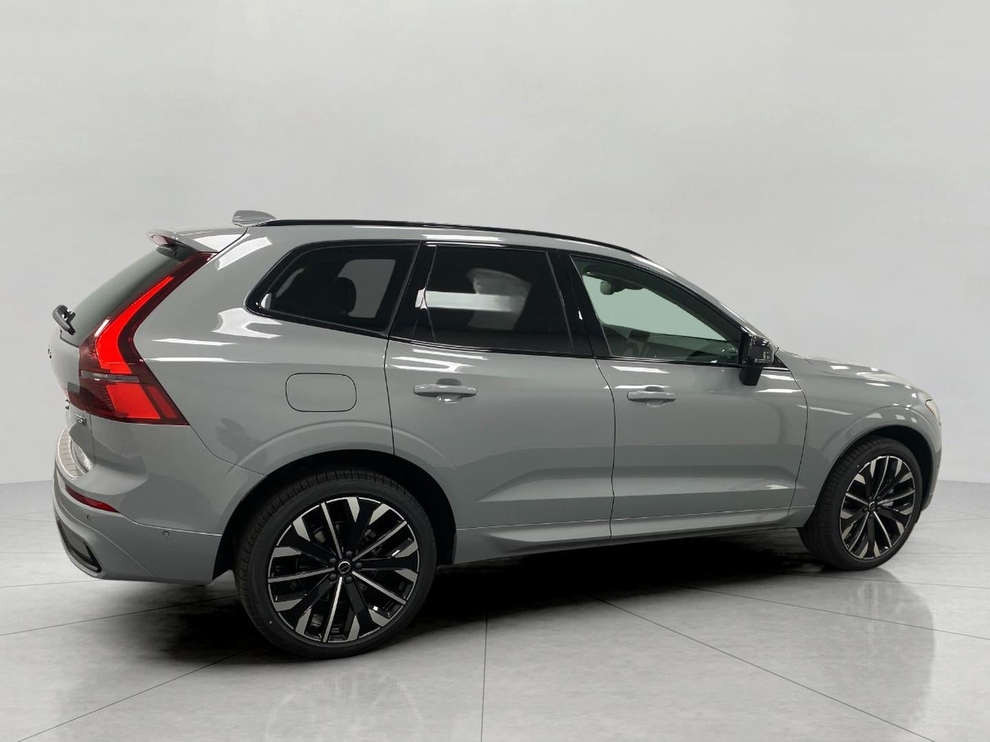 2026 Volvo XC60 B5 AWD Ultra