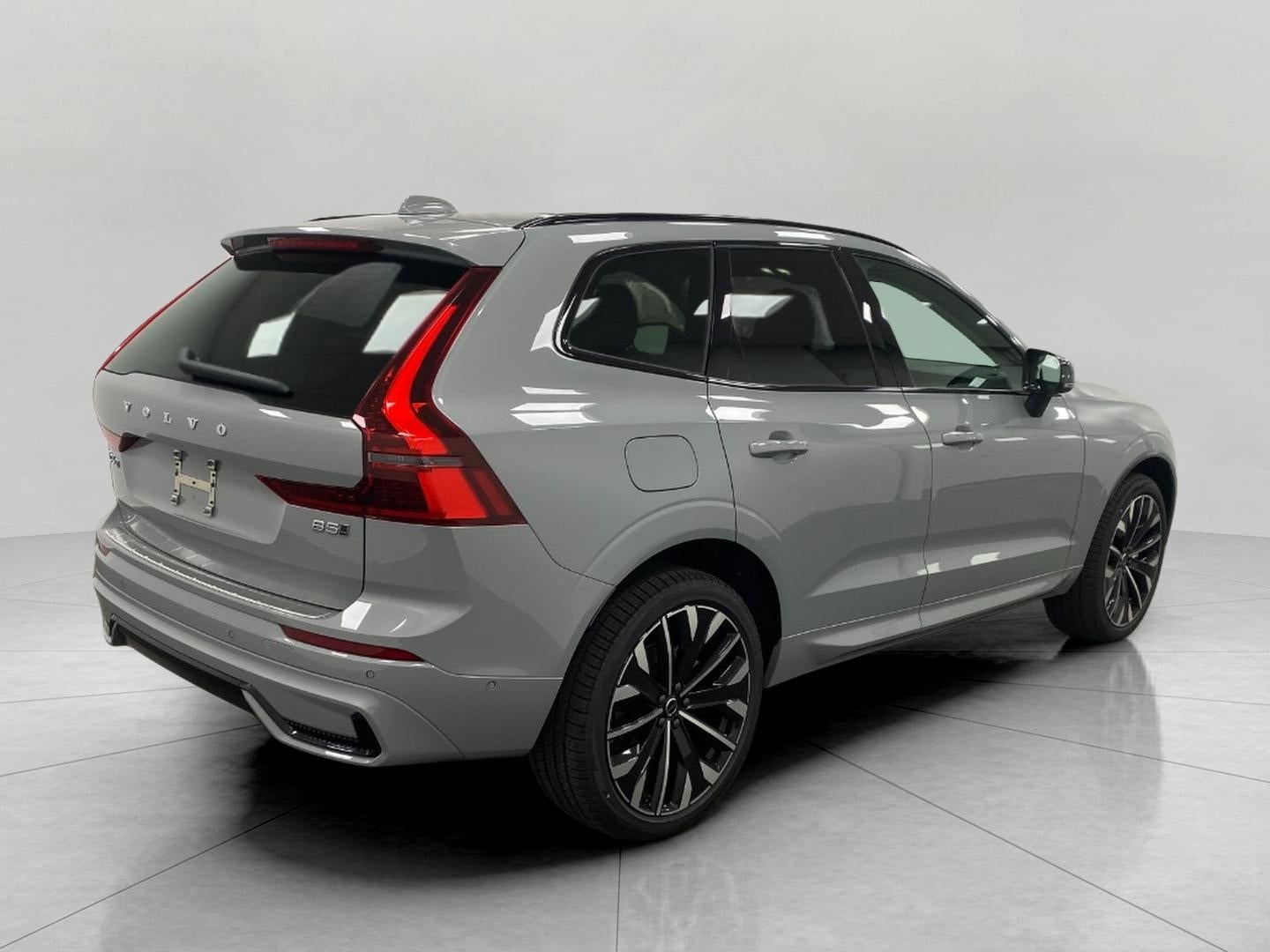 2026 Volvo XC60 B5 AWD Ultra