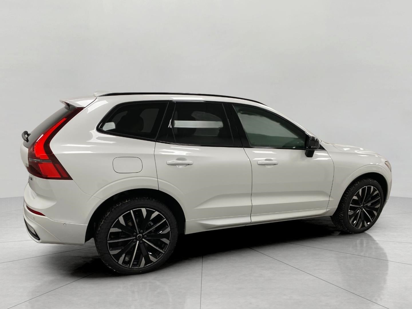 2026 Volvo XC60 B5 AWD Ultra