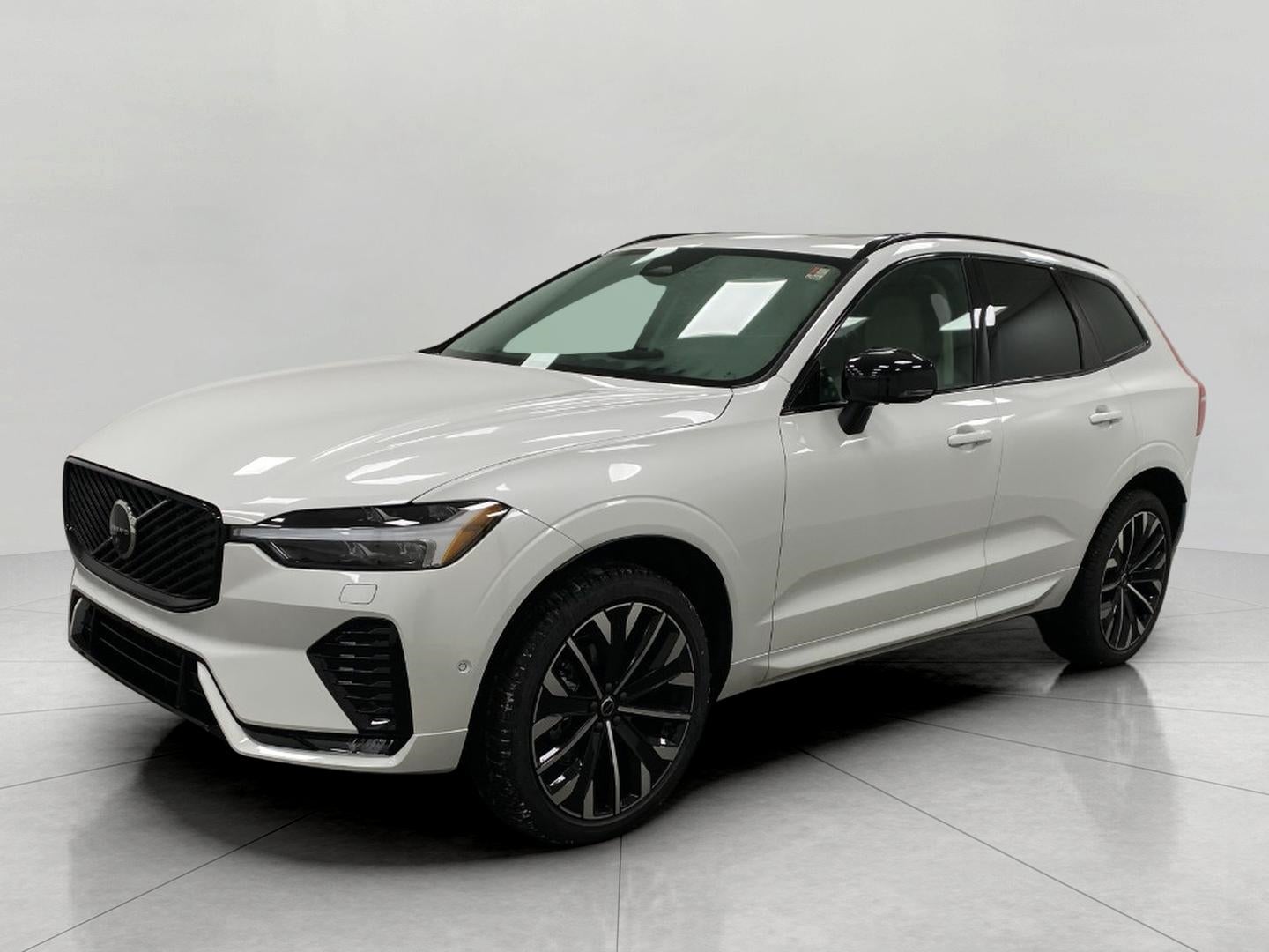 2026 Volvo XC60 B5 AWD Ultra