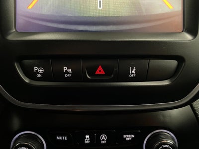 2023 Jeep Cherokee Altitude Lux 4x4