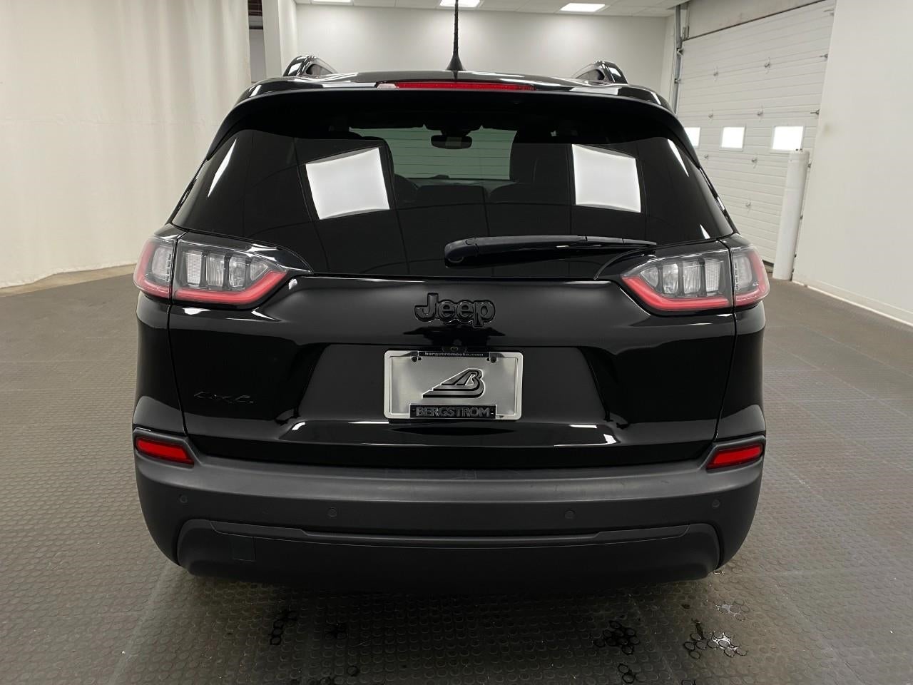 2023 Jeep Cherokee Altitude Lux 4x4