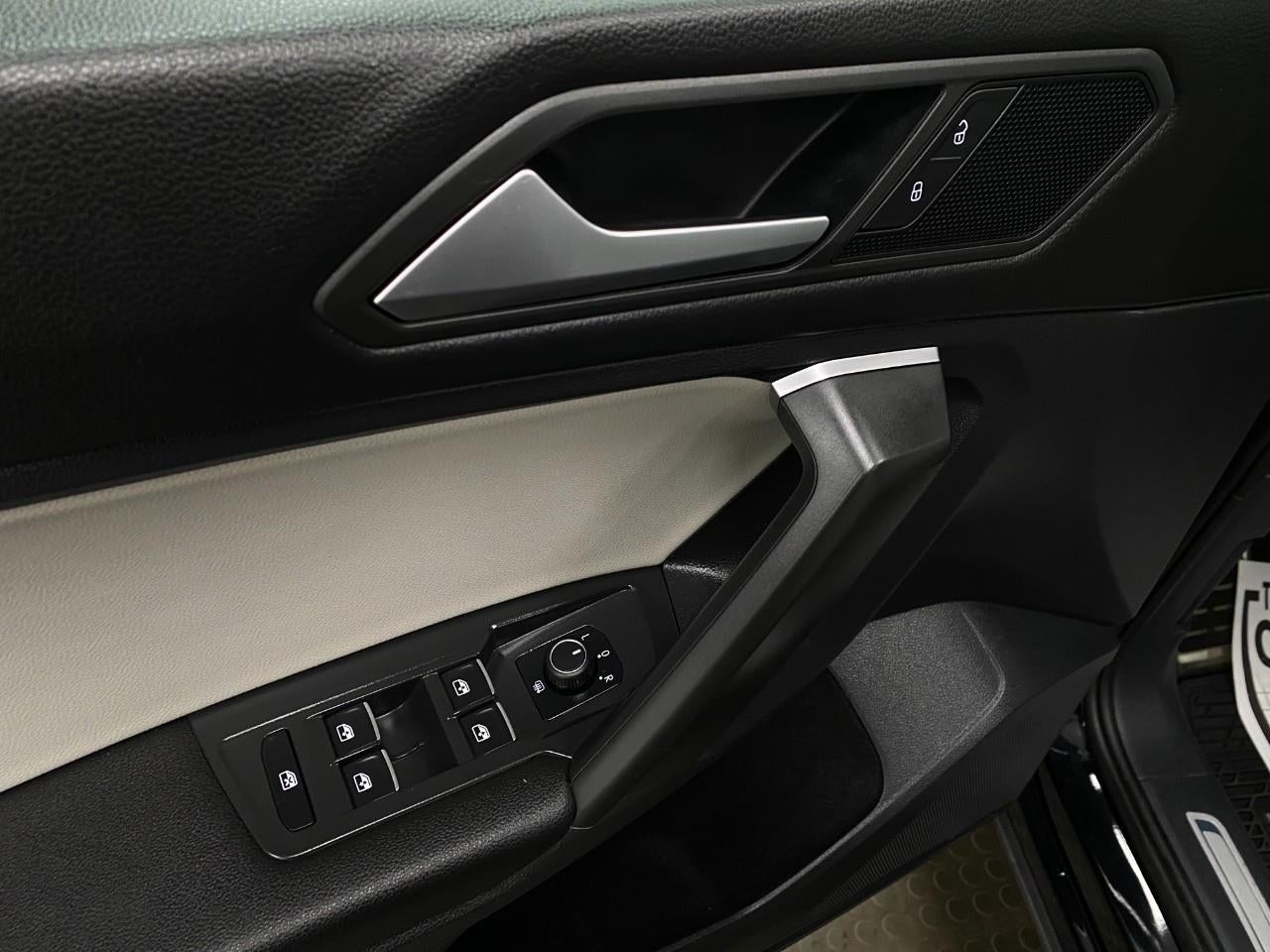 2021 Volkswagen Tiguan 2.0T SE R-Line Black 4MOTION