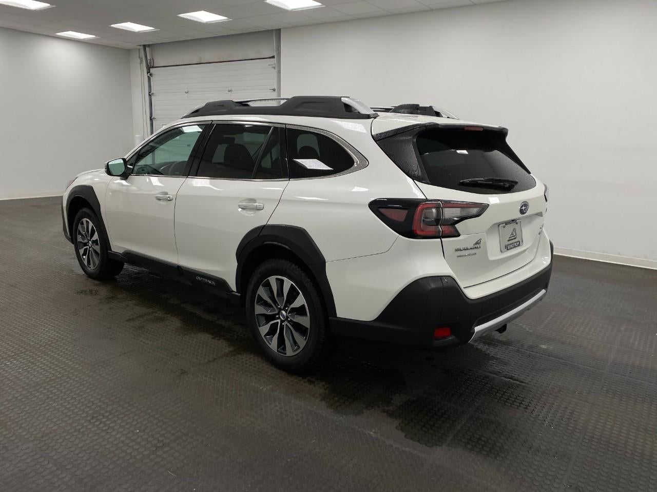2023 Subaru Outback Touring XT CVT