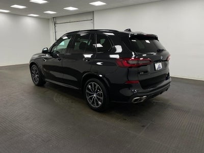 2022 BMW X5 M50i Sports Activity Vehicle