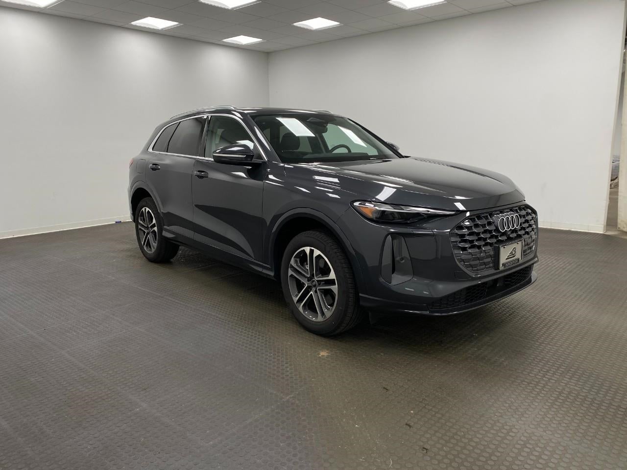 2025 Audi Q5 Premium 2.0 TFSI quattro