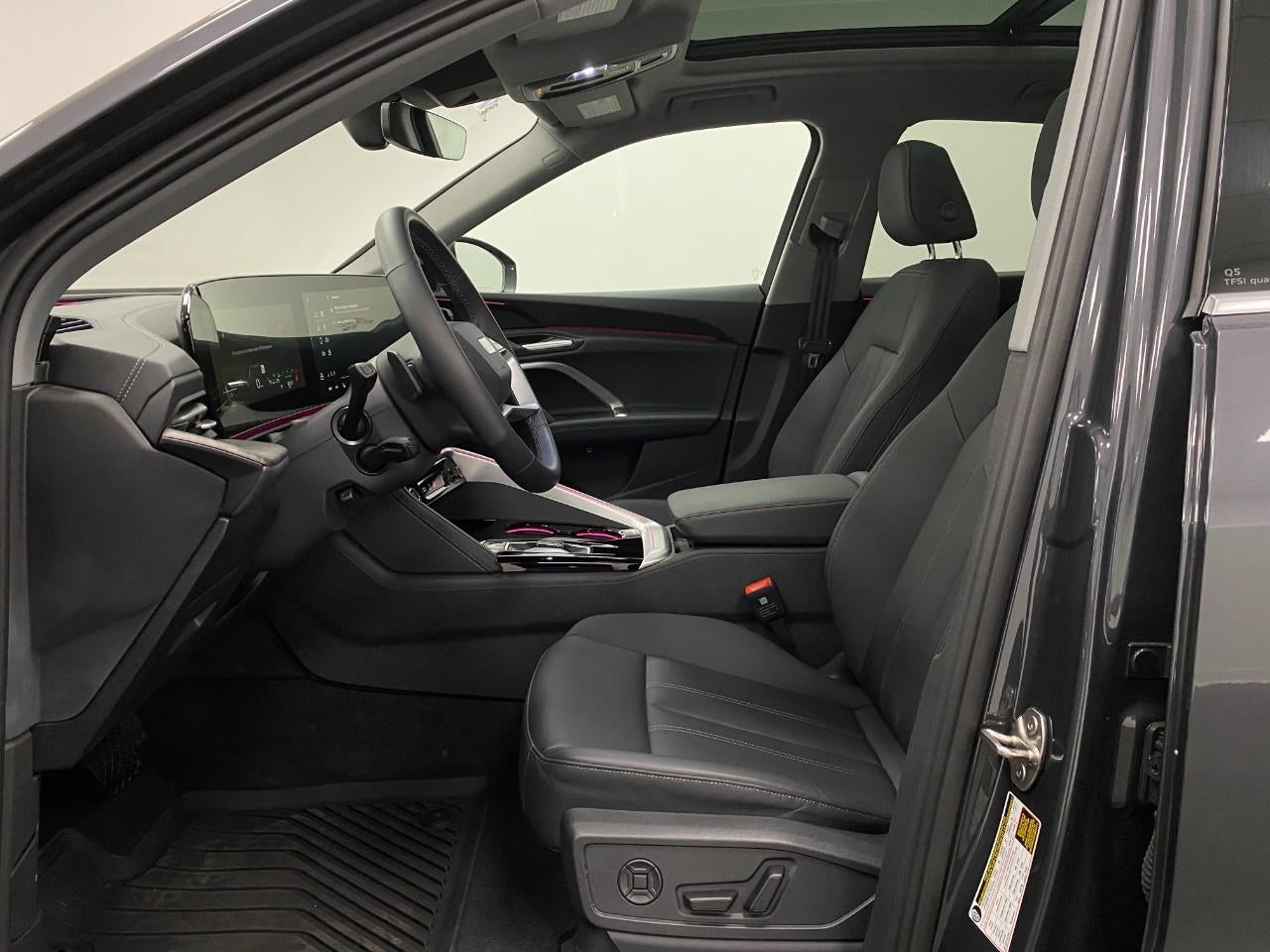 2025 Audi Q5 Premium 2.0 TFSI quattro
