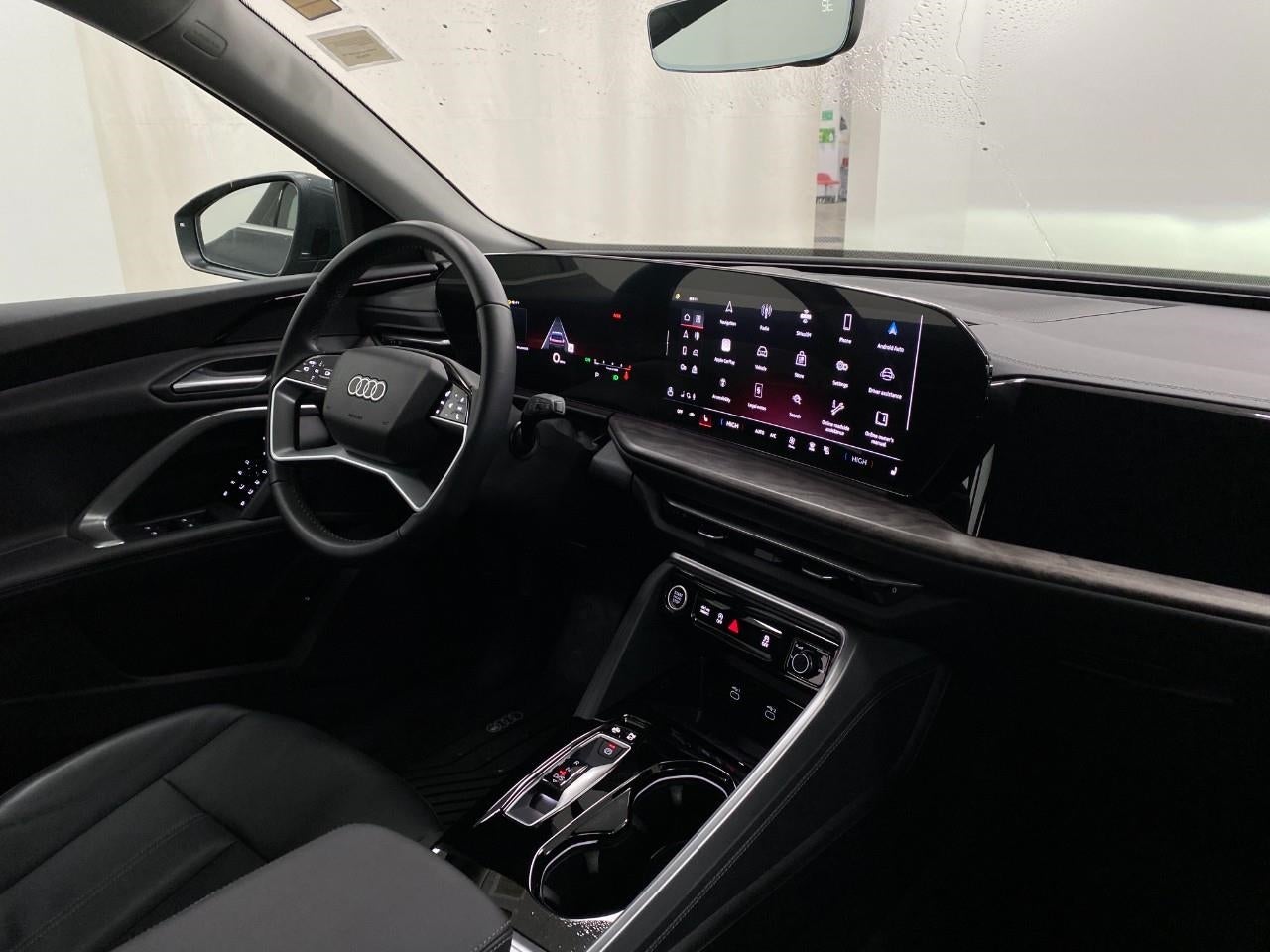 2025 Audi Q5 Premium 2.0 TFSI quattro