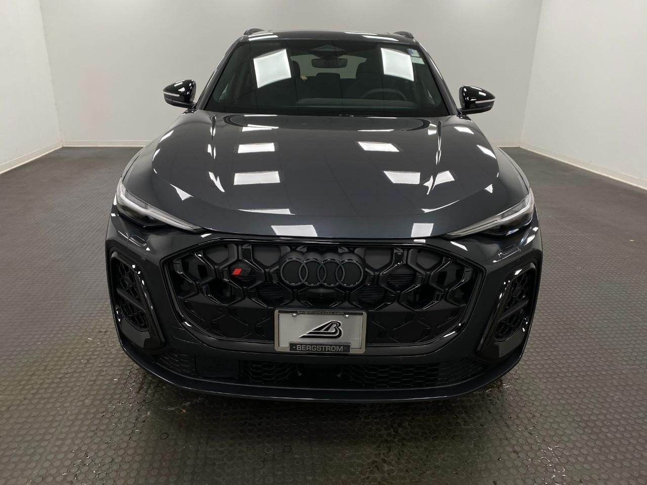 2025 Audi SQ5 Premium Plus 3.0 TFSI quattro