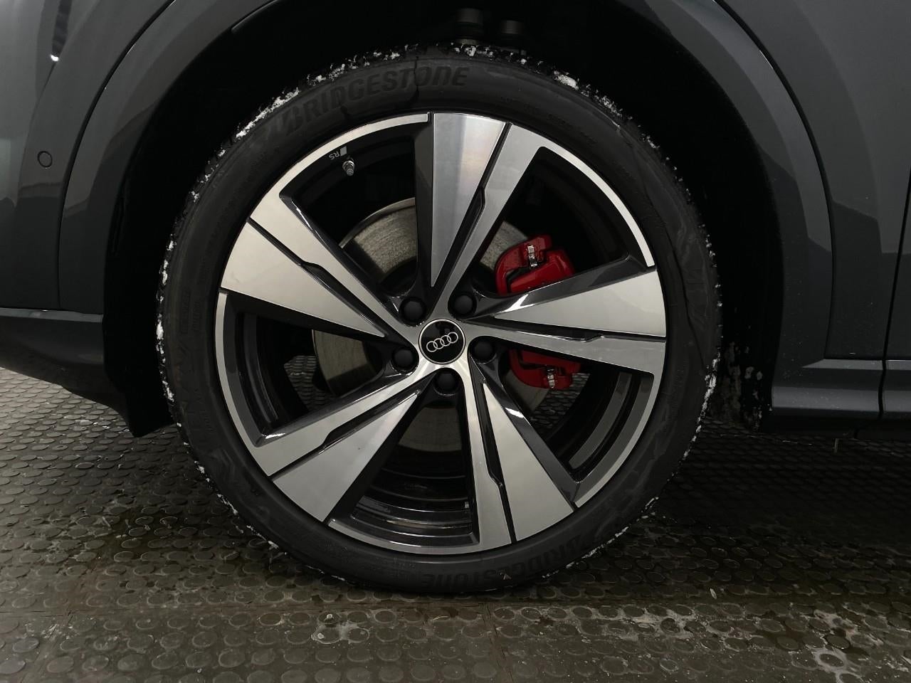 2025 Audi SQ5 Premium Plus 3.0 TFSI quattro