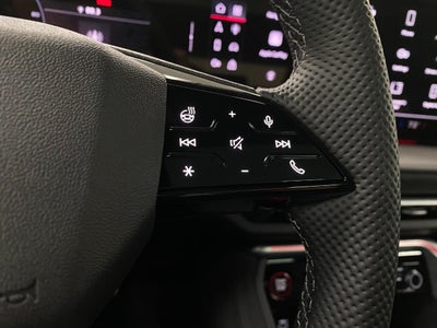 2025 Audi SQ5 Premium Plus 3.0 TFSI quattro