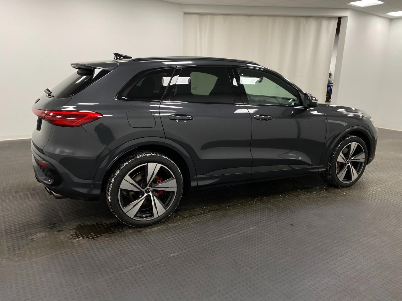 2025 Audi SQ5 Premium Plus 3.0 TFSI quattro