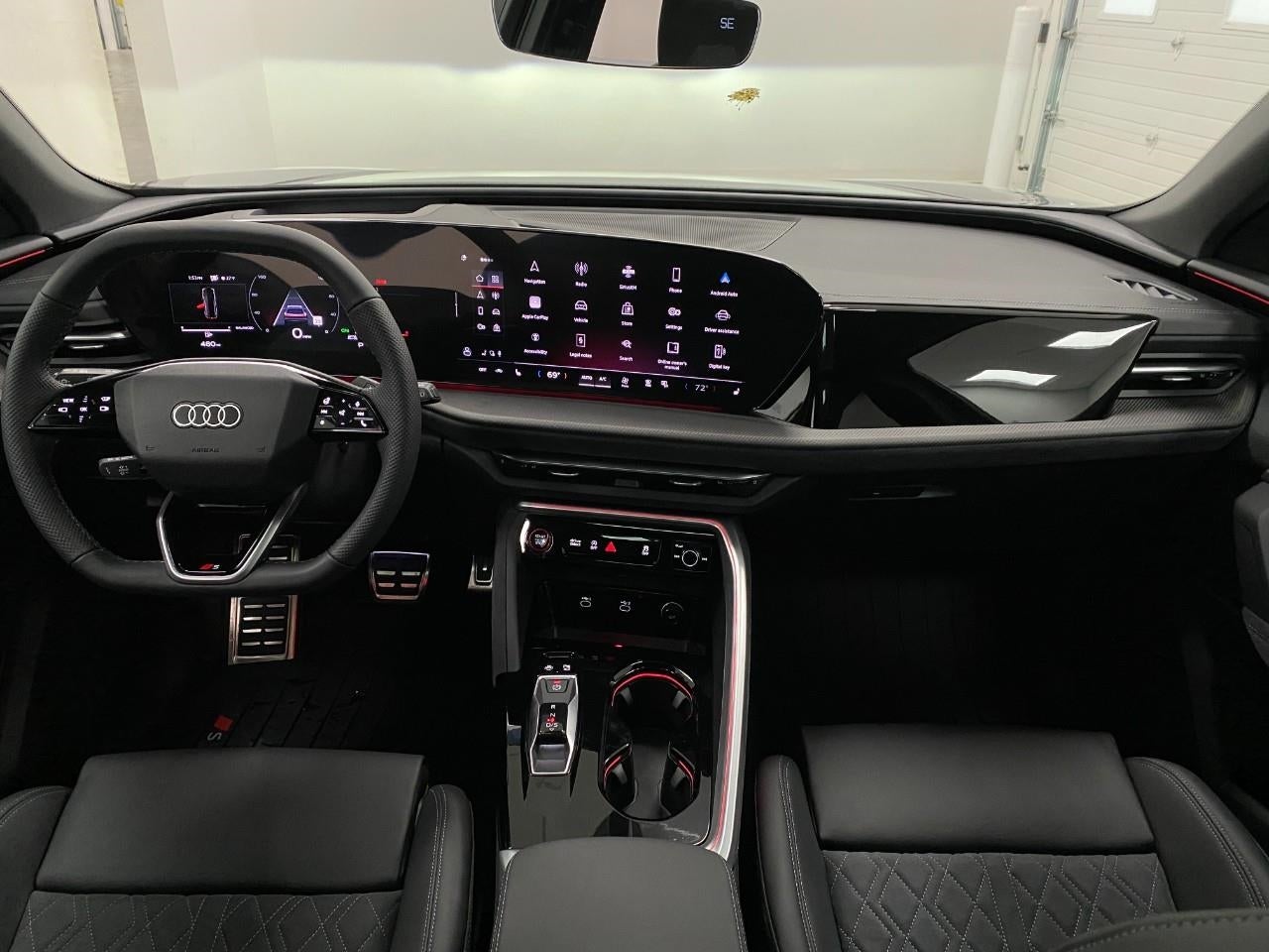 2025 Audi SQ5 Premium Plus 3.0 TFSI quattro