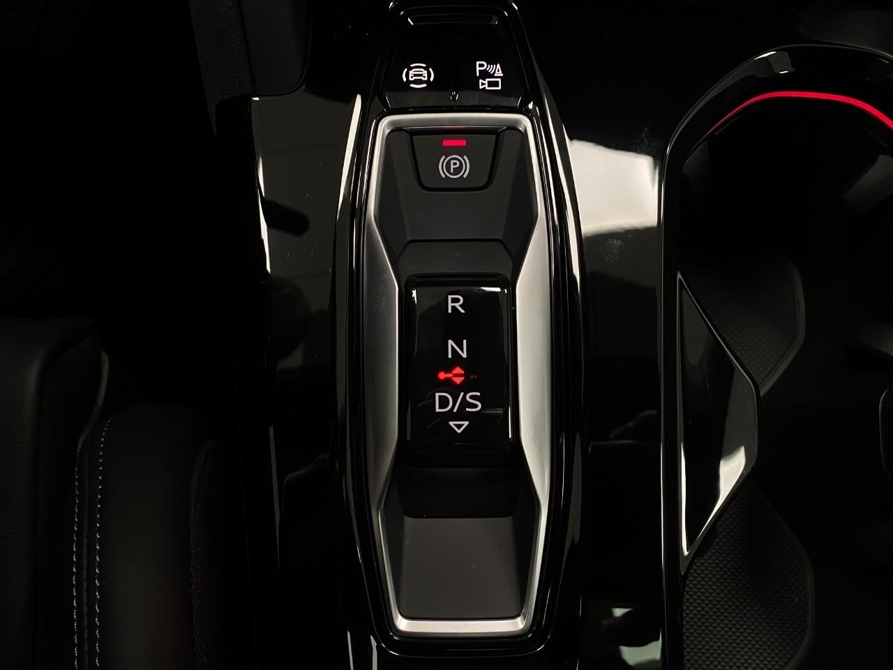 2025 Audi SQ5 Premium Plus 3.0 TFSI quattro