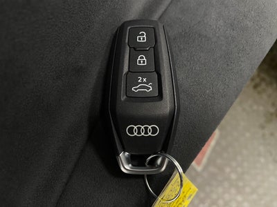 2025 Audi SQ5 Premium Plus 3.0 TFSI quattro