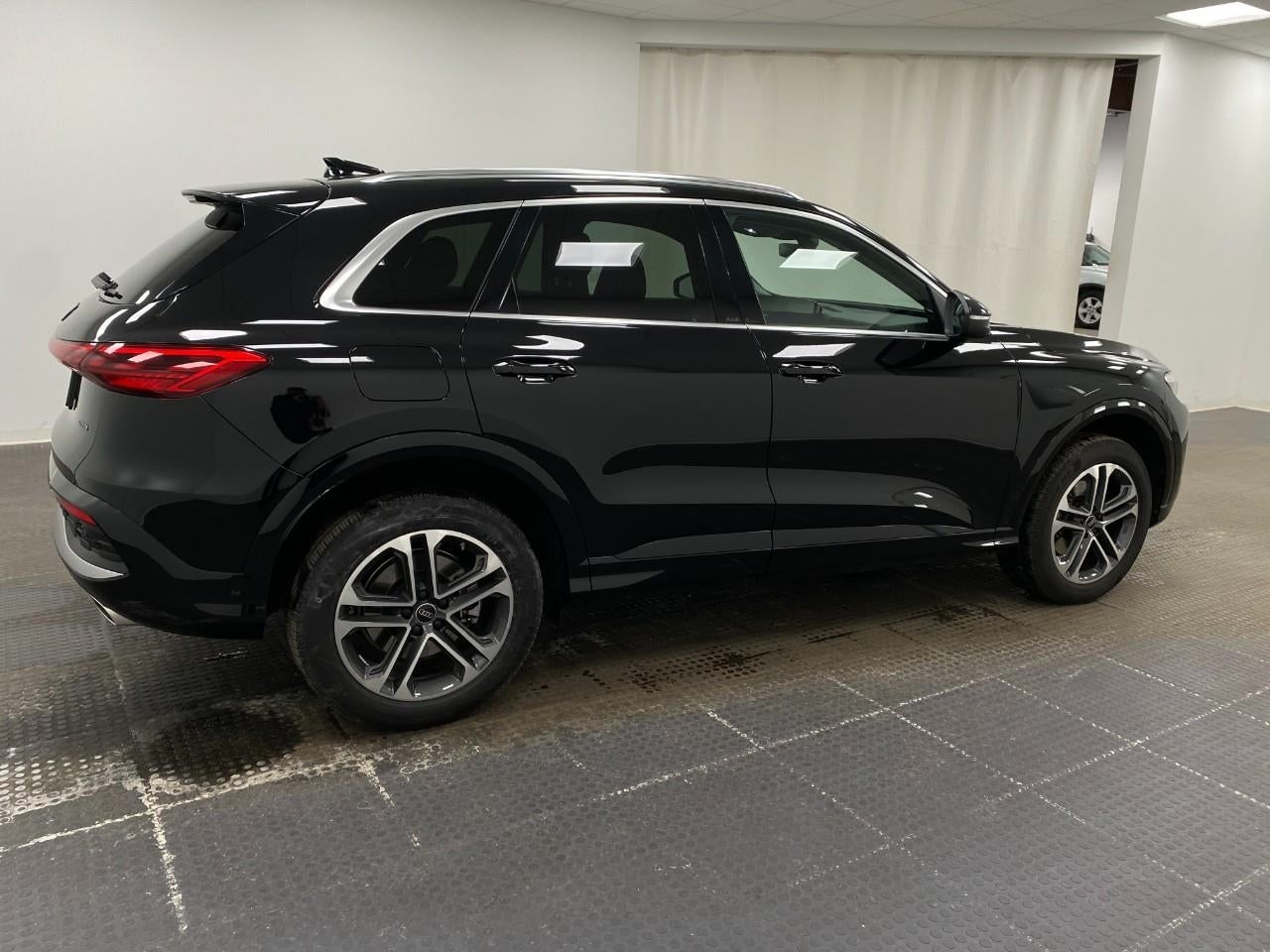 2025 Audi Q5 Premium Plus 2.0 TFSI quattro