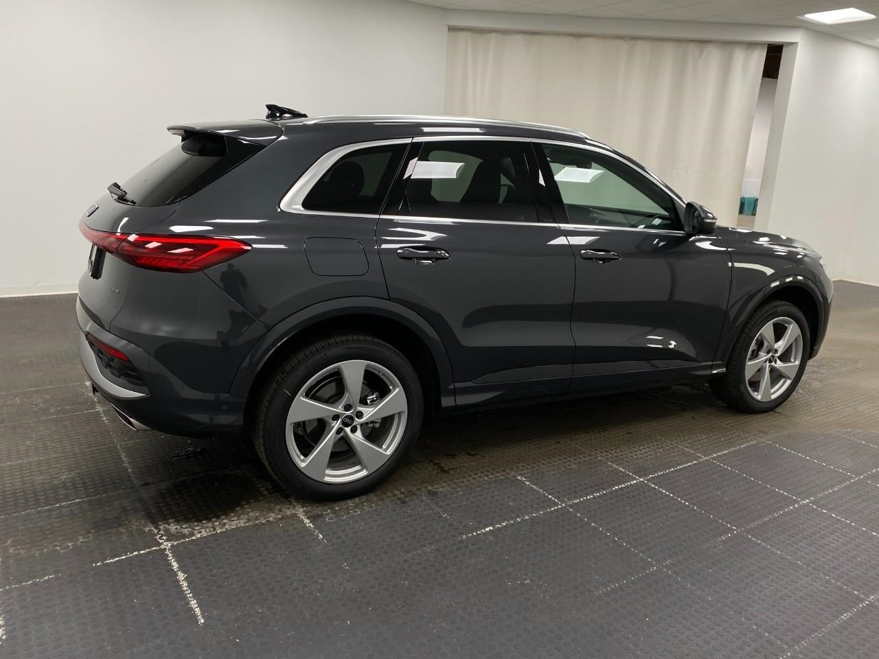 2025 Audi Q5 Premium Plus 2.0 TFSI quattro