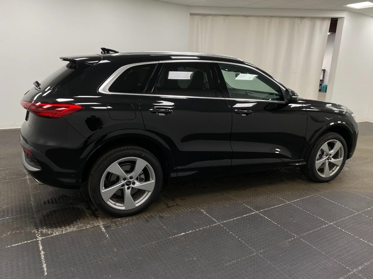 2025 Audi Q5 Premium Plus 2.0 TFSI quattro