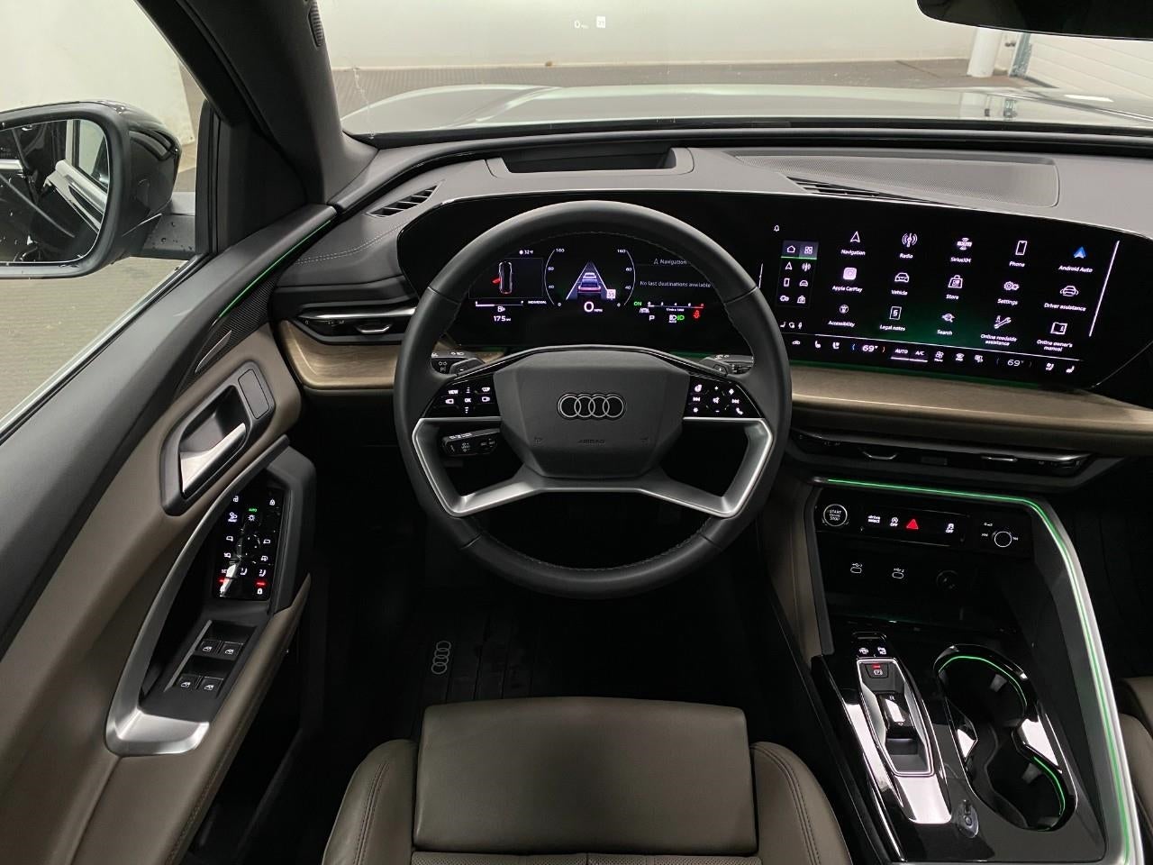 2025 Audi Q5 Premium Plus 2.0 TFSI quattro