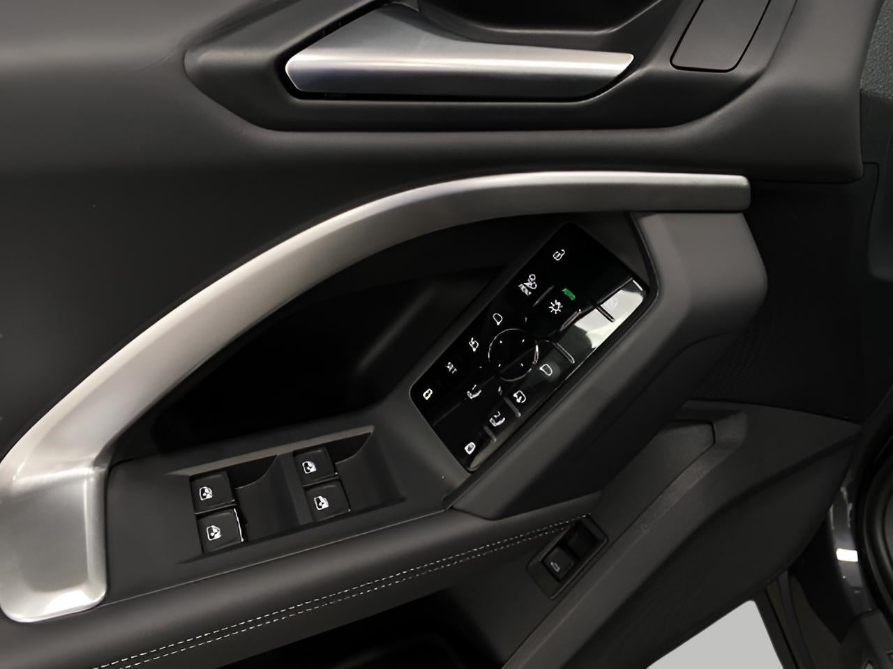 2025 Audi Q5 Premium Plus 2.0 TFSI quattro