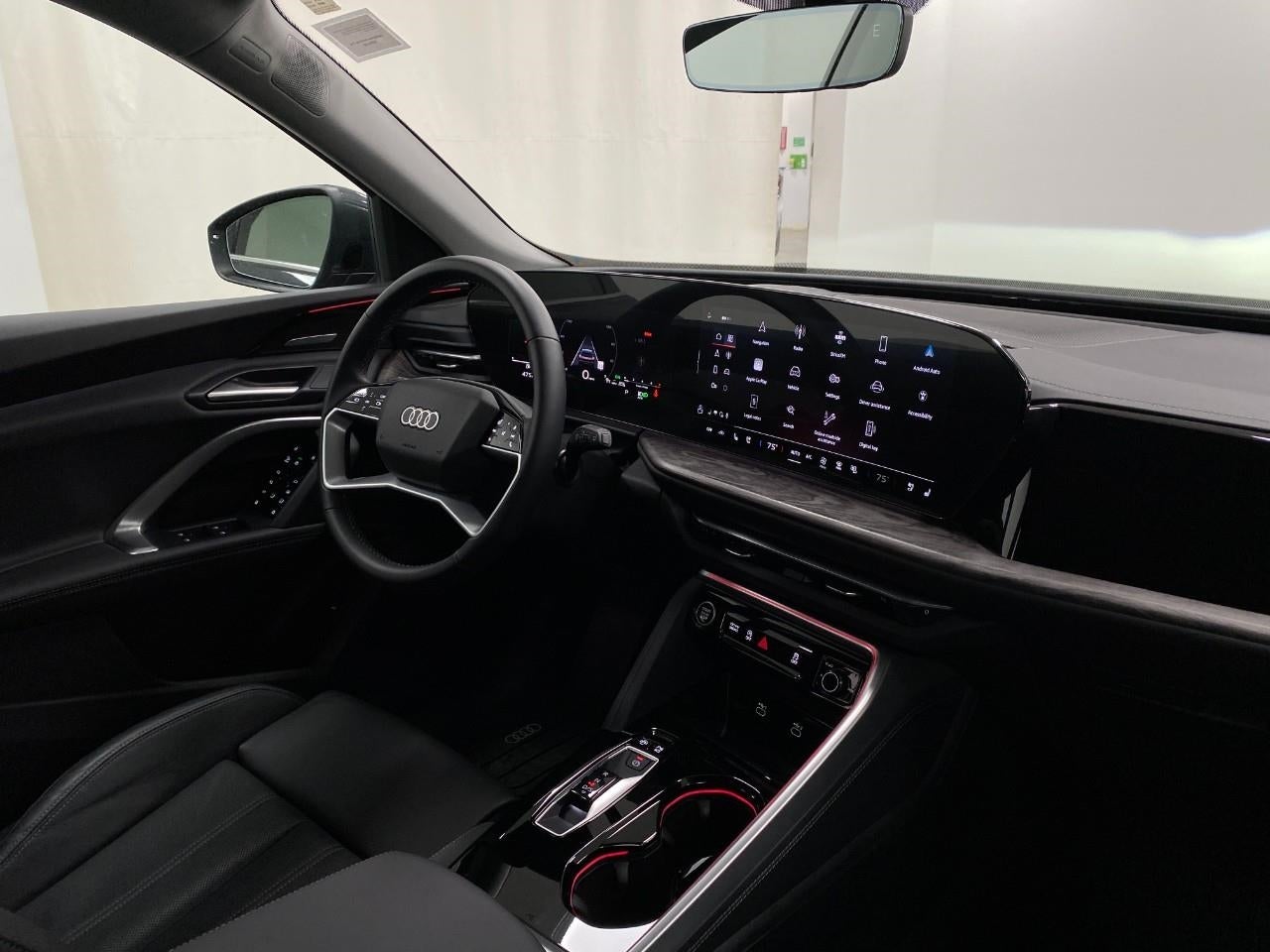 2025 Audi Q5 Premium Plus 2.0 TFSI quattro