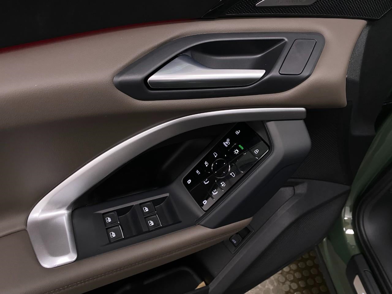 2025 Audi Q5 Prestige 2.0 TFSI quattro