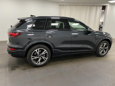 2027 Audi Q6 e-tron Premium Plus quattro