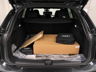 2027 Audi Q6 e-tron Premium Plus quattro