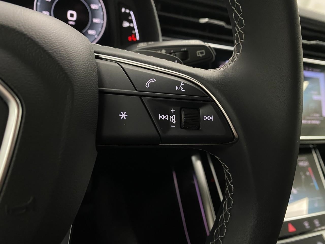 2025 Audi Q7 Premium 45 TFSI quattro