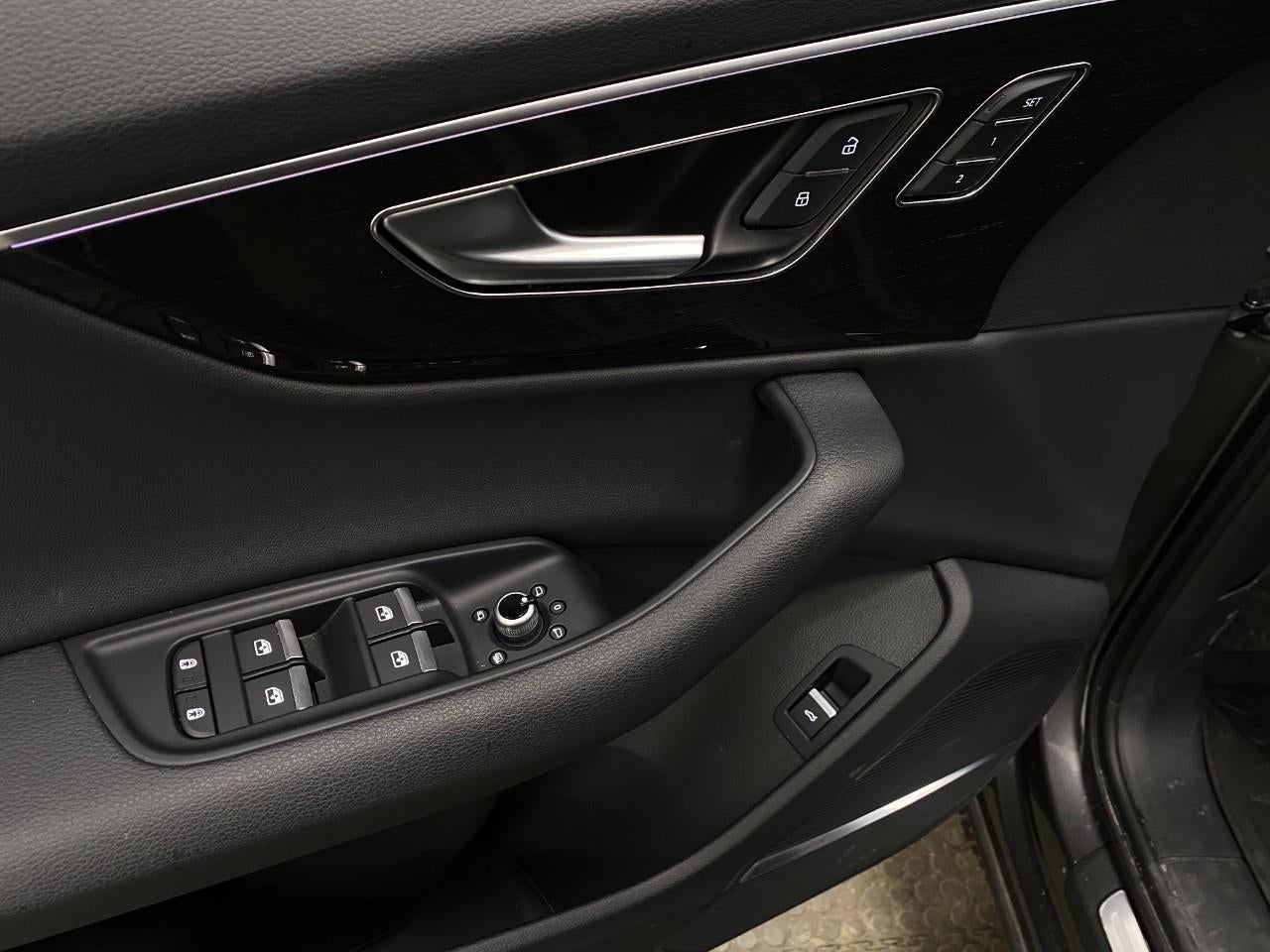 2025 Audi Q7 Premium 45 TFSI quattro