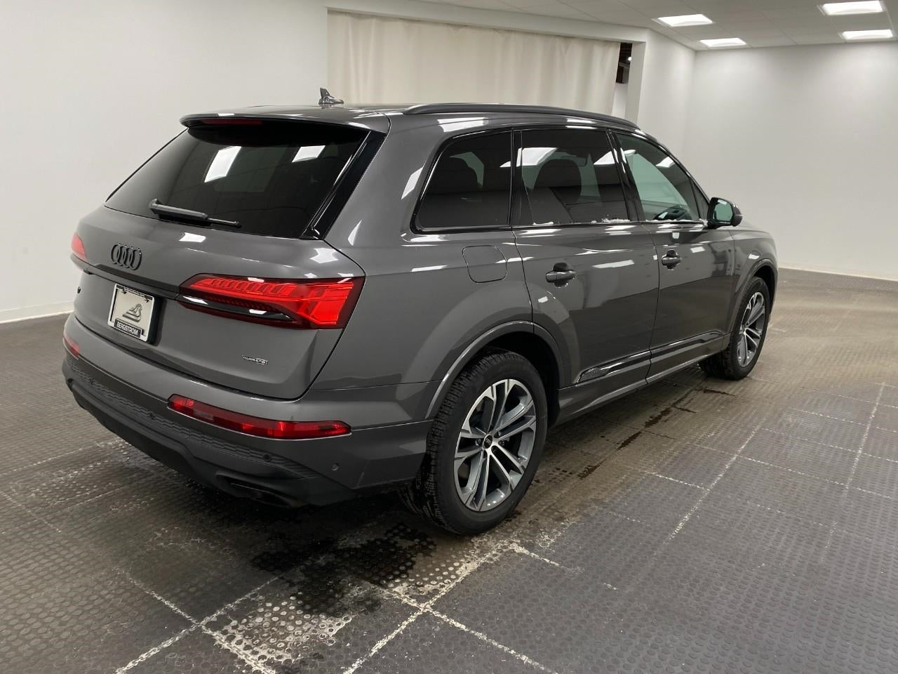 2025 Audi Q7 Premium 45 TFSI quattro