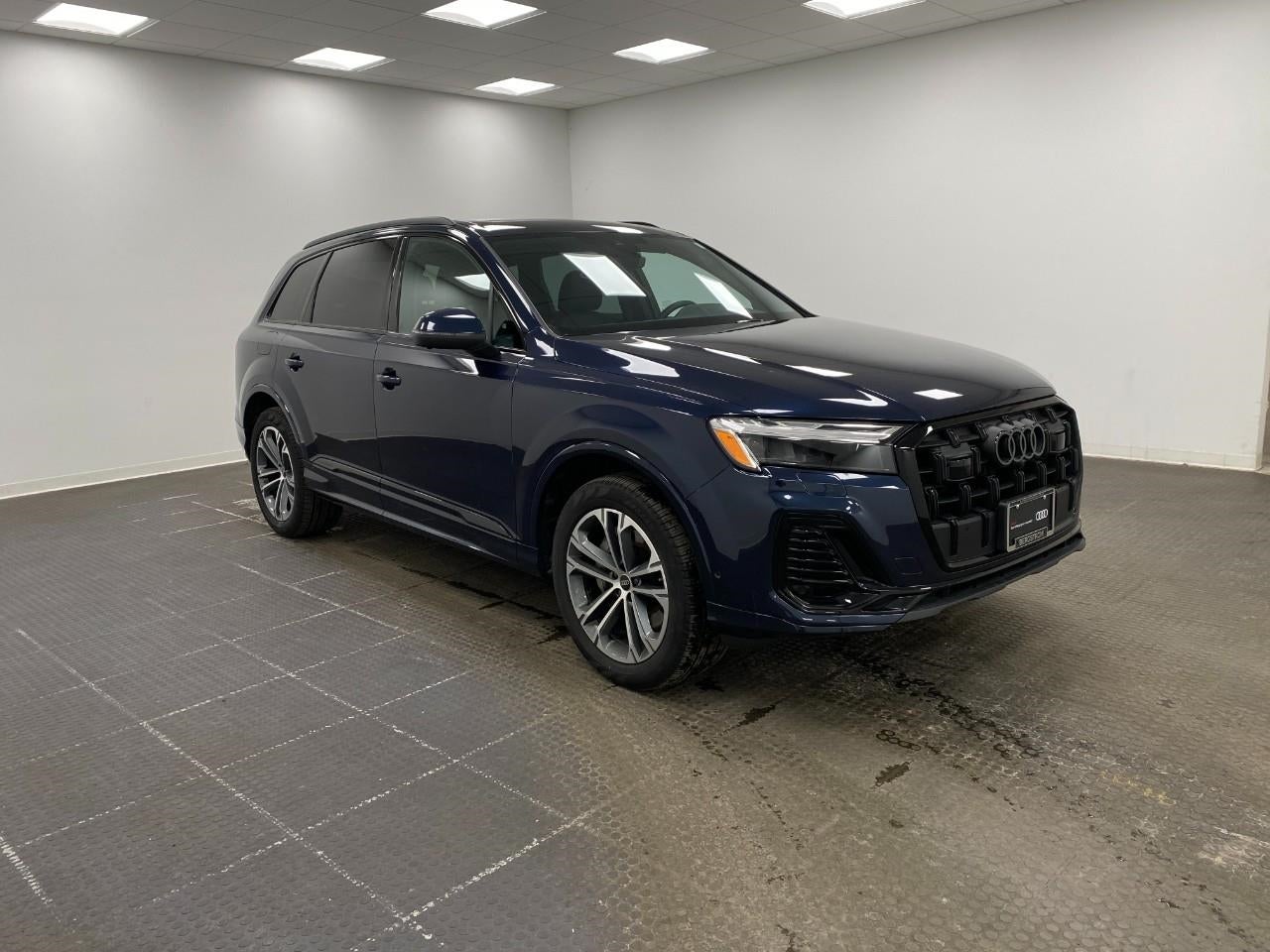 2025 Audi Q7 Premium 45 TFSI quattro