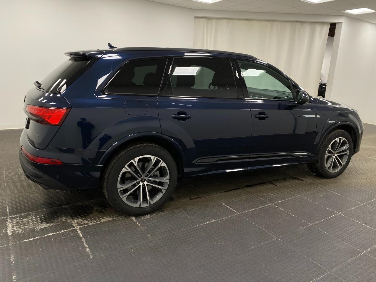 2025 Audi Q7 Premium 45 TFSI quattro