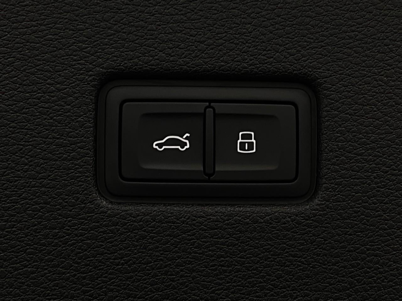 2026 Audi Q8 Prestige quattro