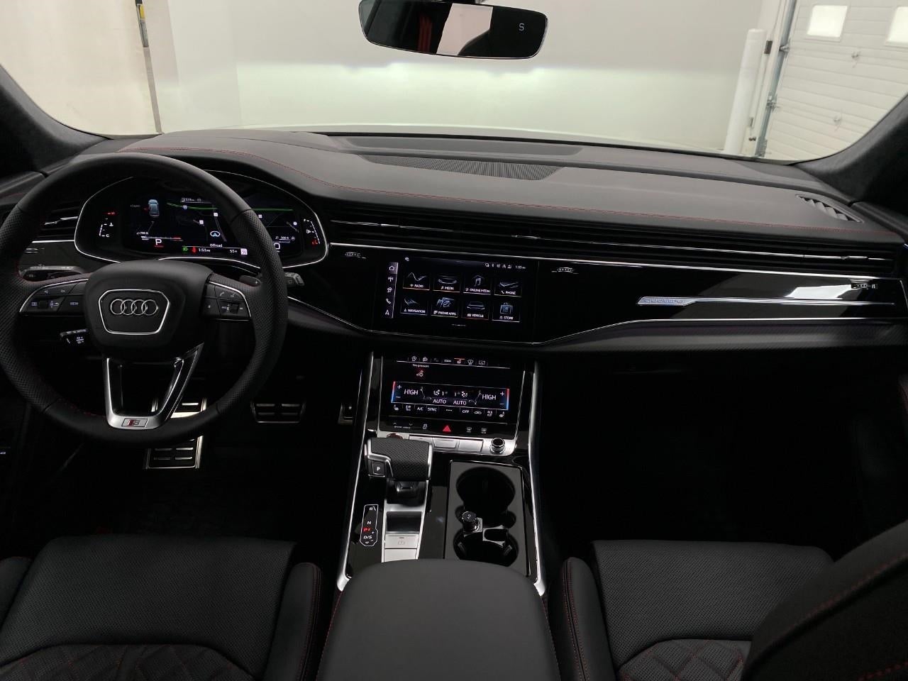 2026 Audi SQ8 Prestige quattro