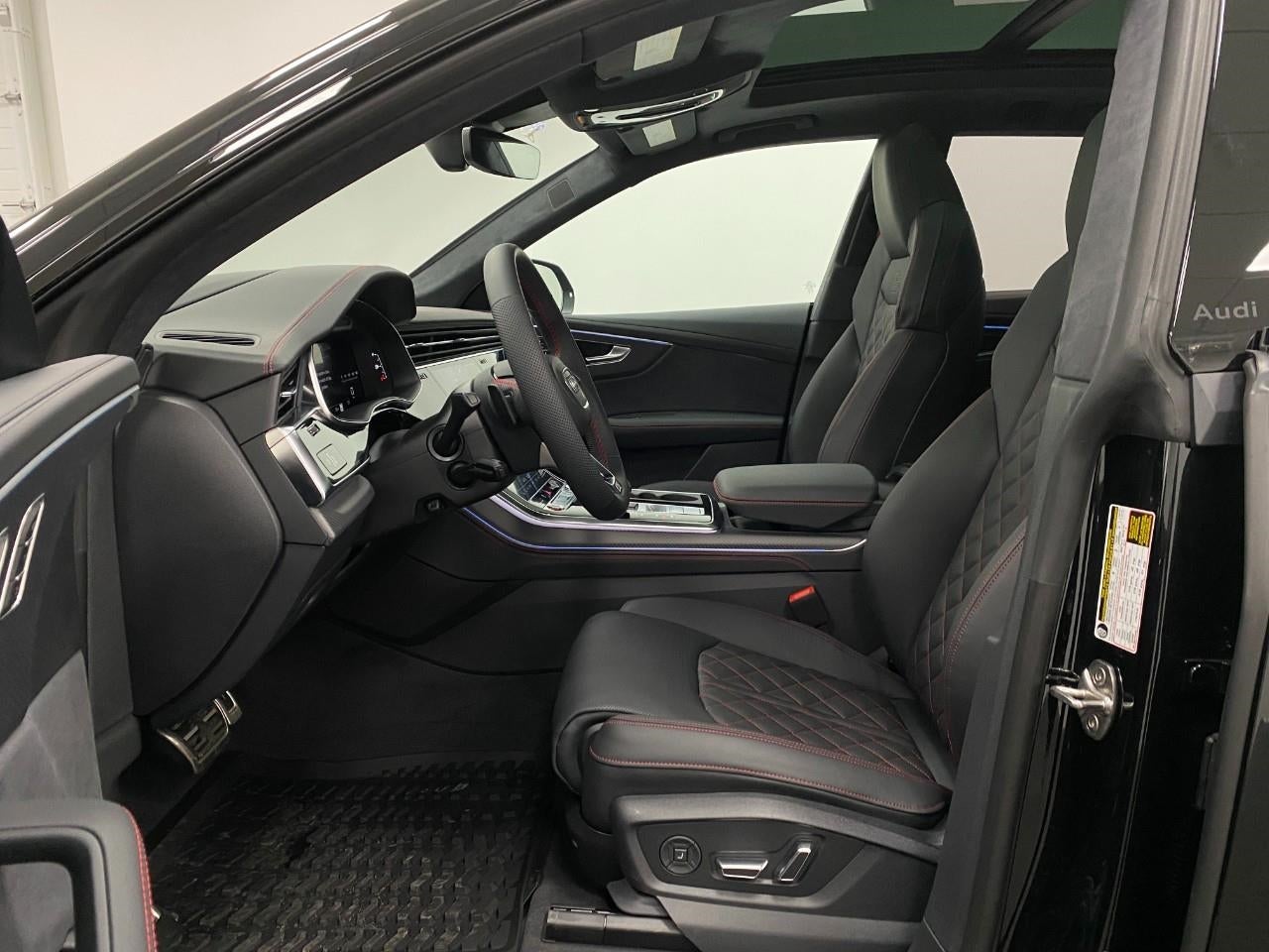 2026 Audi SQ8 Prestige quattro