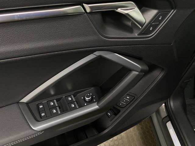 2025 Audi Q3 S line Premium 45 TFSI quattro