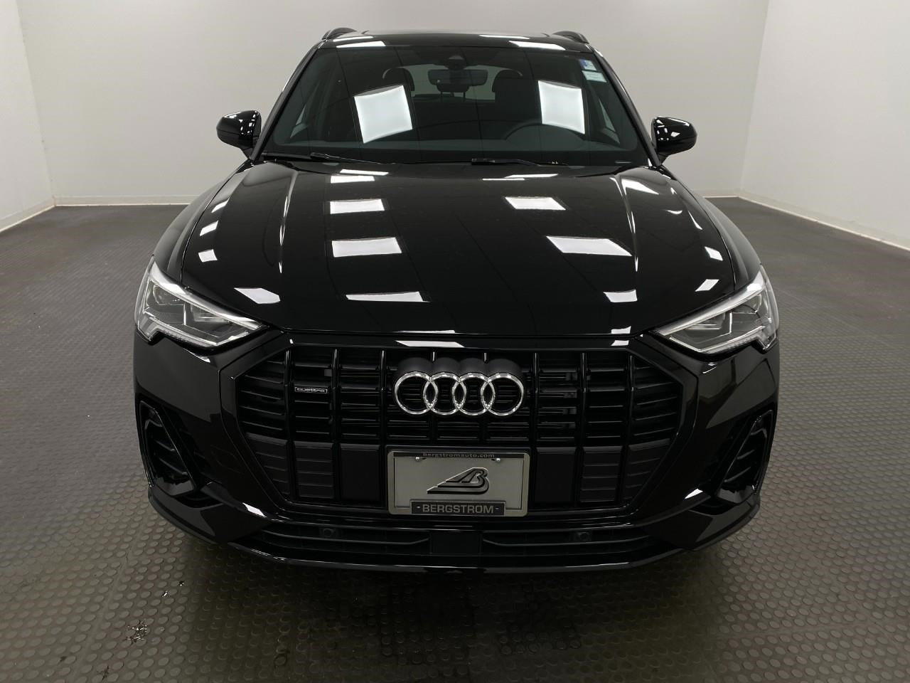 2025 Audi Q3 S line Premium 45 TFSI quattro